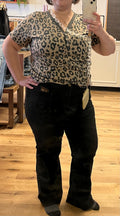 Risen dark black, wide leg non distressed denim