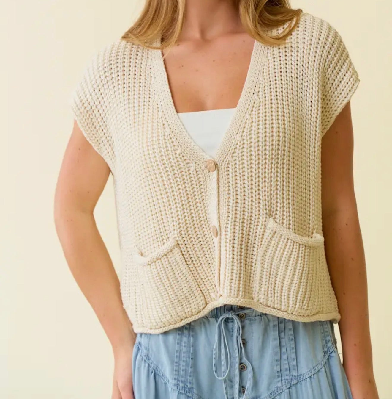 Chunky Knit Cap Sleeve Button Up
