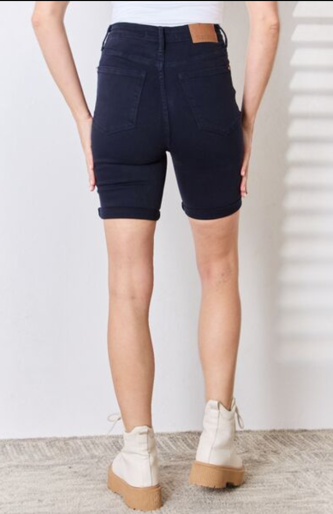 (In-Store) Judy Blue Full Size High Waist Tummy Control Bermuda Shorts